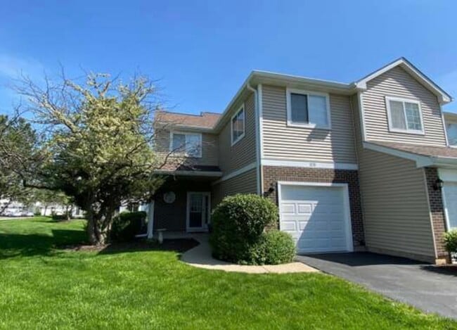 property at 1128 E Cambria Ln S