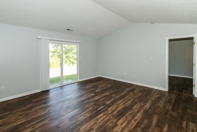 2362 Munn Cir in Indianapolis, IN - Building Photo - Building Photo