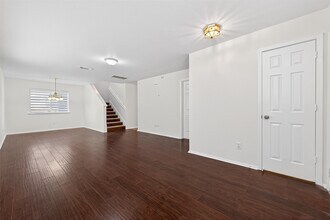 1229 Verde Trails Dr in Houston, TX - Building Photo - Building Photo