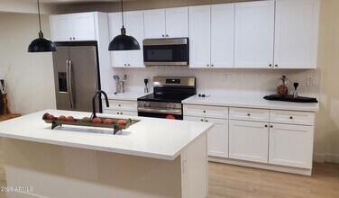 2320 E Whitton Ave in Phoenix, AZ - Building Photo - Building Photo