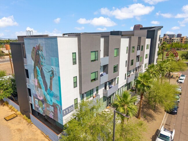 1130 N 2nd St, Unit 208 in Phoenix, AZ - Building Photo - Building Photo