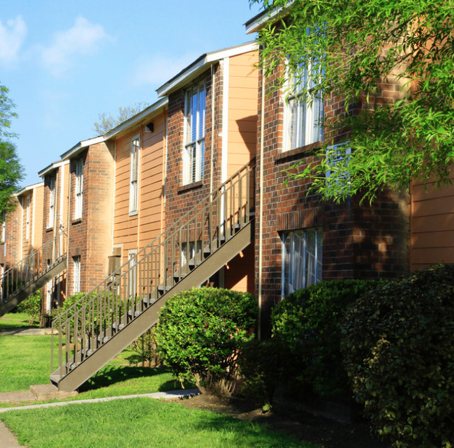 Capewood in Houston, TX - Building Photo - Building Photo