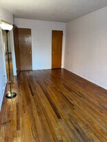 142-15 38th Ave in Queens, NY - Building Photo