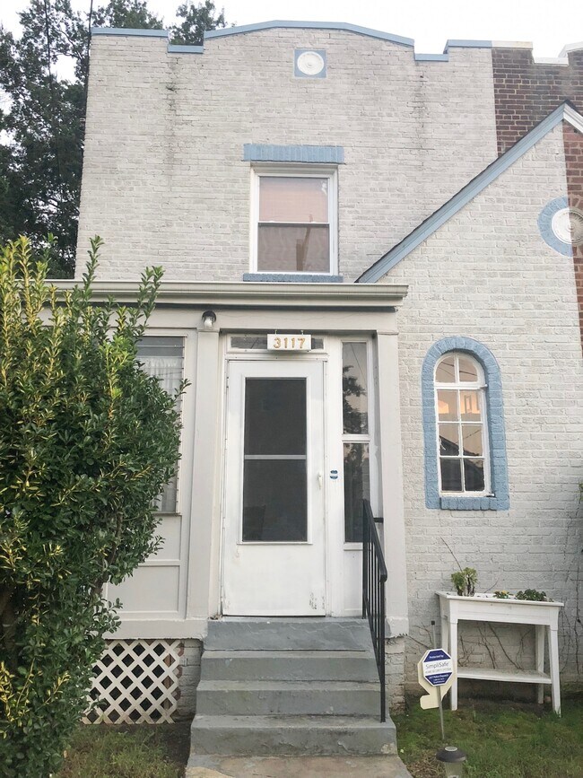 property at 3117 E St SE