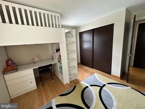 9211 Ashton Rd in Philadelphia, PA - Building Photo - Building Photo