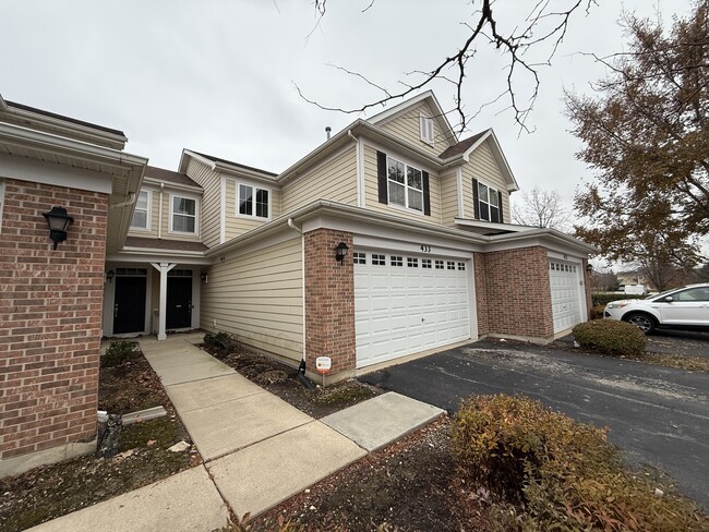 433 Acushnet St in Elgin, IL - Building Photo - Building Photo