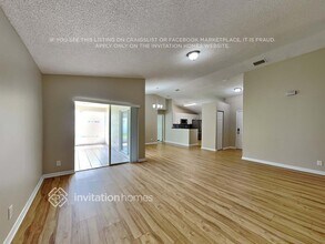224 W Riverbend Dr in Sunrise, FL - Building Photo - Building Photo