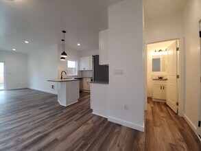 1601 E 3rd Ave in Post Falls, ID - Building Photo - Building Photo