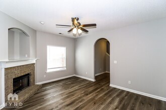 10182 Sterling Ridge Dr in Cordova, TN - Building Photo - Building Photo