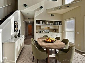 930 Primrose St in Springfield, MO - Foto de edificio - Building Photo