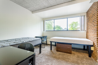 Geddes Hill Apartments in Ann Arbor, MI - Building Photo - Interior Photo