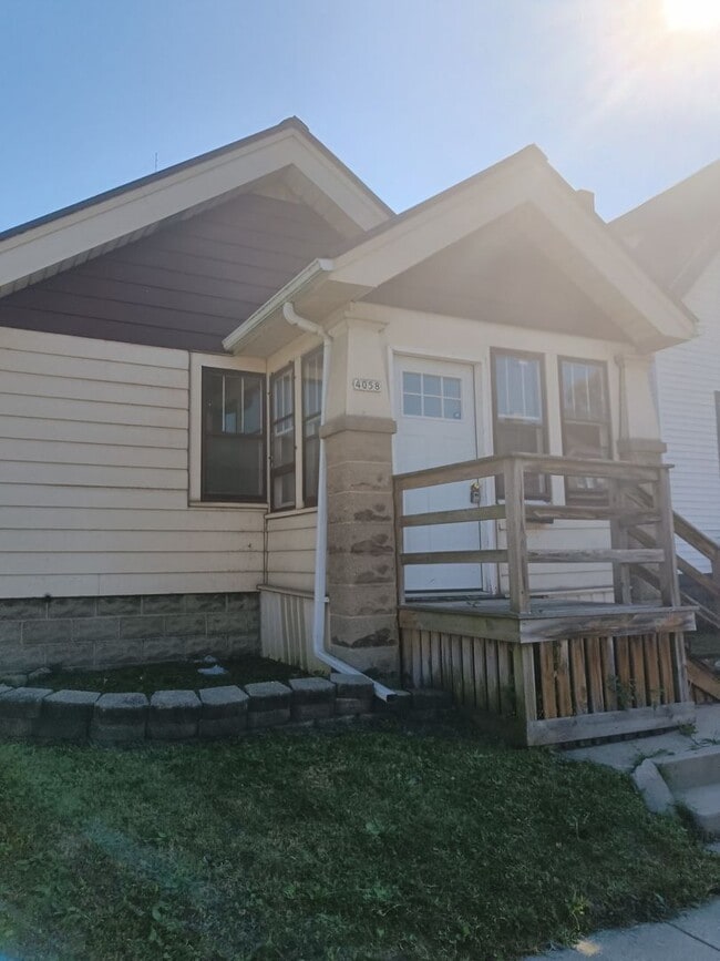 4058 N 7th St in Milwaukee, WI - Building Photo - Building Photo