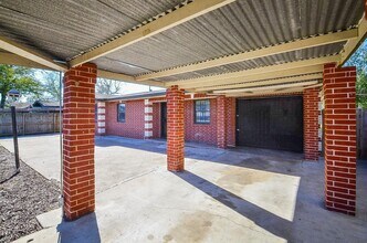 11517 Bannister Ln in Houston, TX - Building Photo - Building Photo