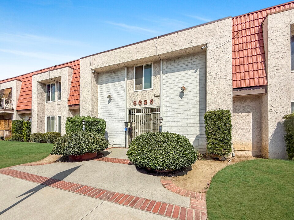 Pacific Rosemead Apartments in San Gabriel, CA - Building Photo