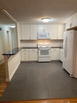 42 Leverett Ave in Revere, MA - Building Photo