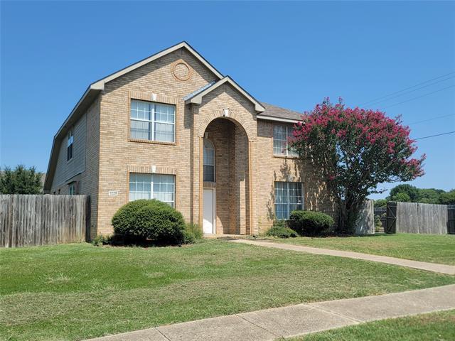 property at 1229 Tralee Ln
