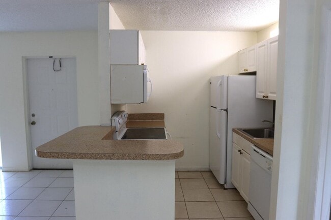property at 20 Crossings Cir