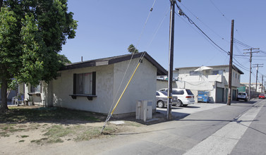 819 N Loara St in Anaheim, CA - Building Photo - Building Photo