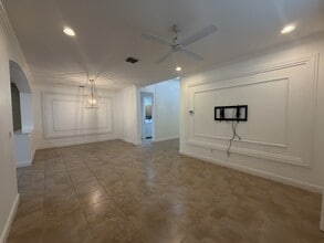 11908 SW Crestwood Cir in Port St. Lucie, FL - Building Photo - Building Photo