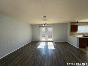 7444 Barrel Stage in San Antonio, TX - Building Photo - Building Photo