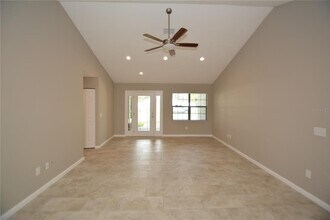 17 Evansville Ln in Palm Coast, FL - Building Photo - Building Photo