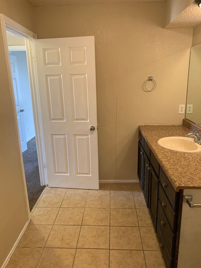 419 W Spruce Ave in Midland, TX - Building Photo - Building Photo