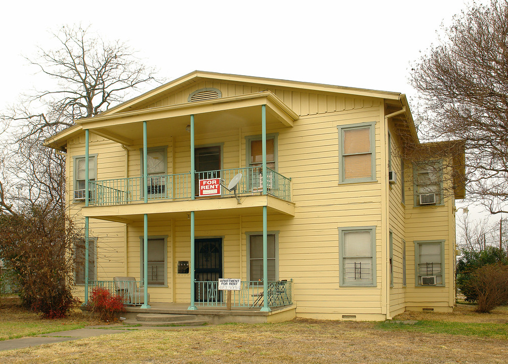 723 Camden St in San Antonio, TX - Building Photo