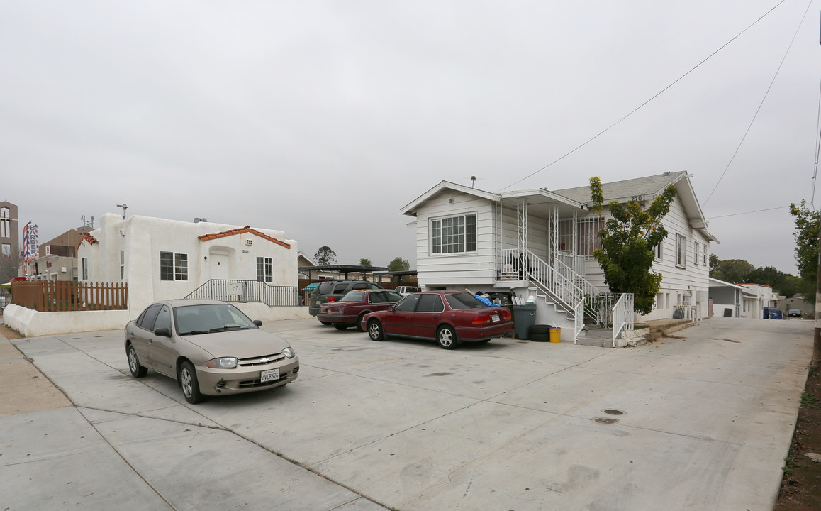 2701 Highland Ave in National City, CA - Building Photo