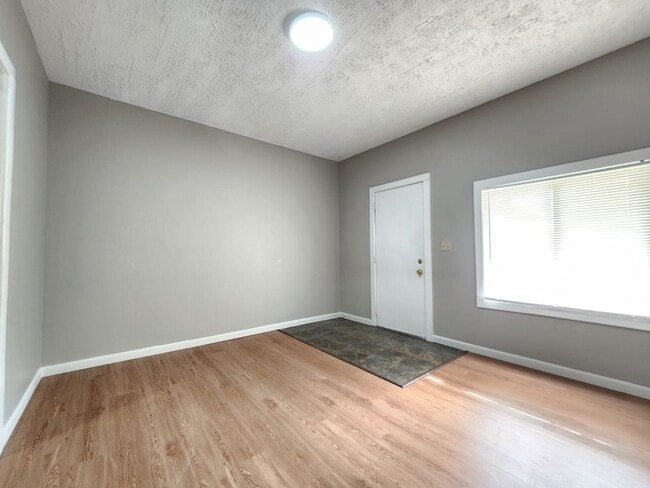 363 Midland Ave in Columbus, OH - Building Photo - Building Photo