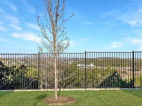 5613 Mobeetie Lp in Bee Cave, TX - Building Photo - Building Photo