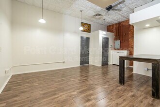 518 E Douglas Ave in Wichita, KS - Building Photo - Building Photo