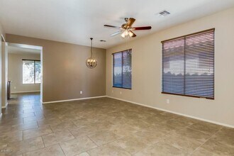 2582 W Kit Carson Trail in Anthem, AZ - Building Photo - Building Photo