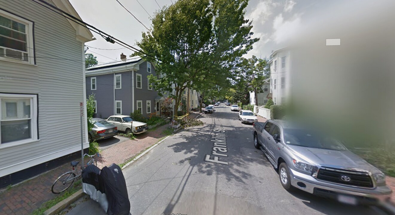 434 Franklin St, Unit 3L in Cambridge, MA - Foto de edificio