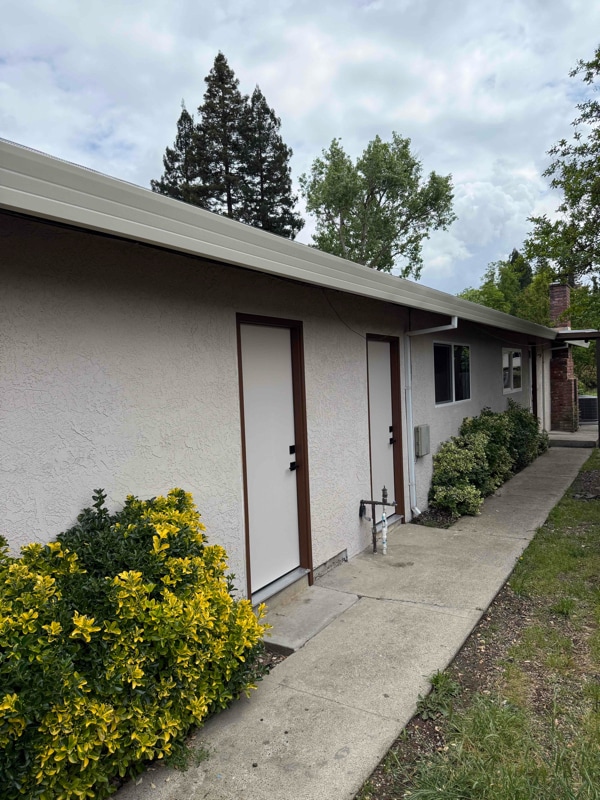 5516 Engle Rd in Carmichael, CA - Building Photo - Building Photo