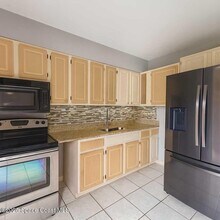 1112 Broadmoor Dr in Cocoa, FL - Building Photo - Building Photo