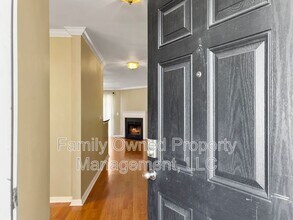 8017 Old Hazelwood Rd in North Charleston, SC - Building Photo - Building Photo