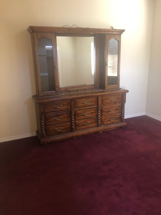 2445 Cliff Rose Way in Kingman, AZ - Building Photo - Building Photo