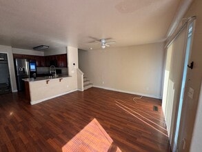 828 Naify Ln in Santa Rosa, CA - Building Photo - Building Photo