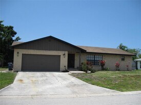 1208 76th St NW in Bradenton, FL - Building Photo