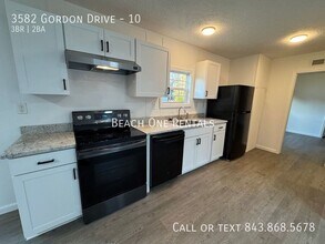 3582 Gordon Dr in Myrtle Beach, SC - Building Photo - Building Photo