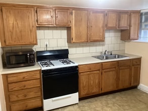 4423 S Indiana Ave in Chicago, IL - Building Photo - Building Photo