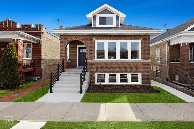 property at 1313 S 61st Ct