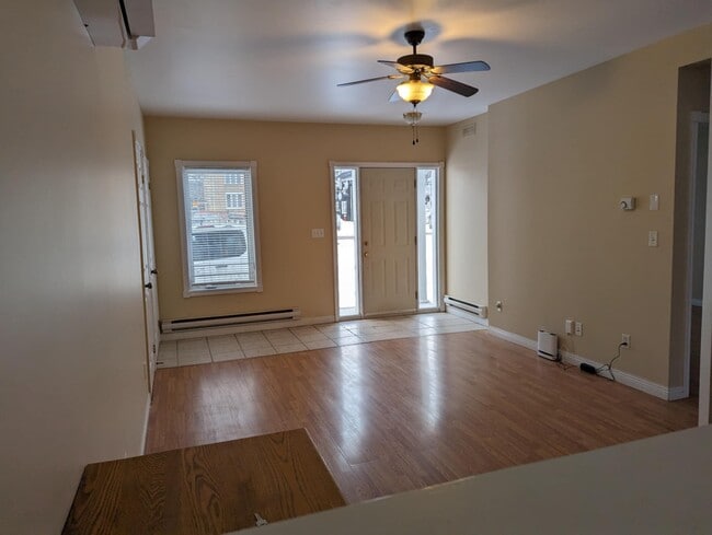 233 Robinson St in Moncton, NB - Building Photo - Building Photo