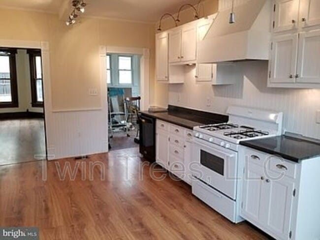 5752 Main St in Mount Jackson, VA - Building Photo - Building Photo