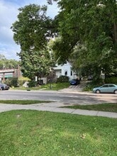 1239 E Johnson St in Madison, WI - Building Photo - Building Photo