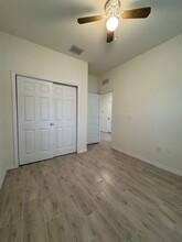 121 Pine Ln in Lehigh Acres, FL - Building Photo - Building Photo