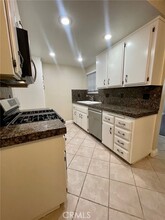 1111 Packers Cir-Unit -17 in Tustin, CA - Building Photo - Building Photo