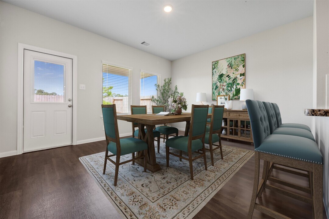 10783 Sora Dr in Willis, TX - Building Photo