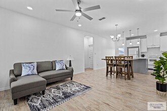 426 Arroyo Ln in La Feria, TX - Foto de edificio - Building Photo