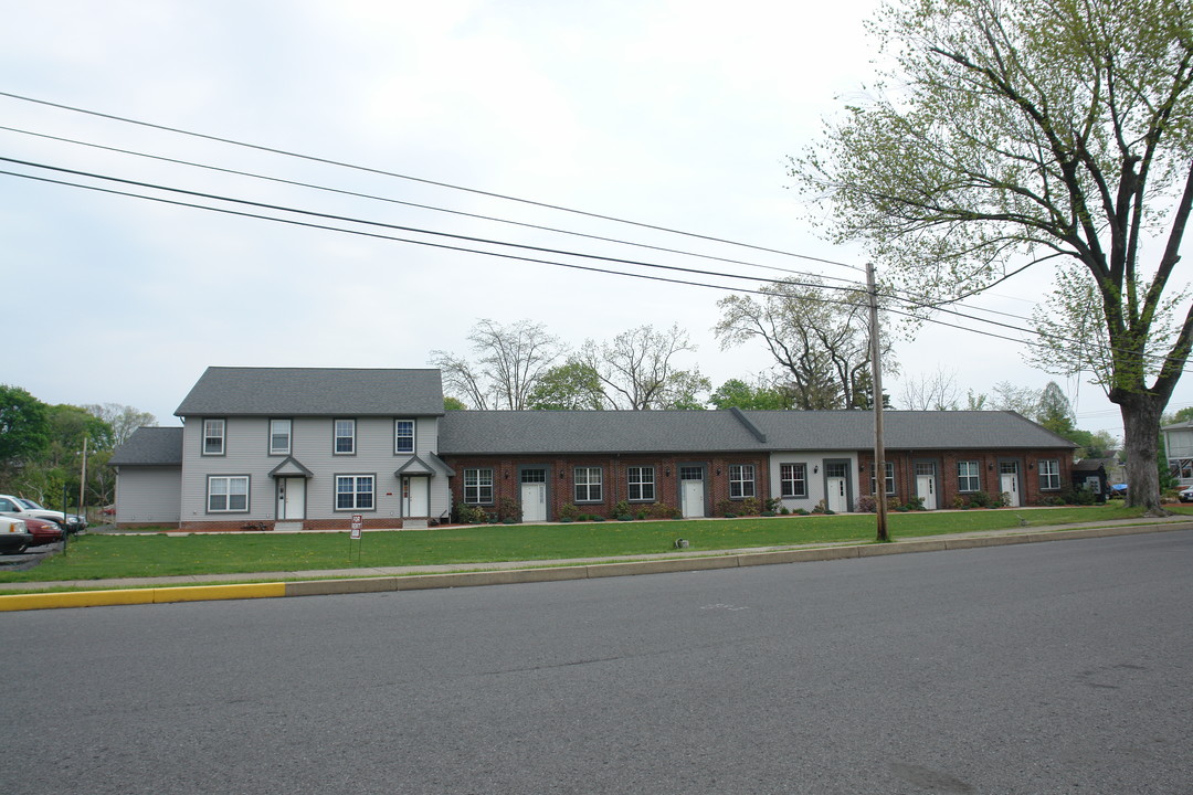 25 Orange St in Selinsgrove, PA - Building Photo